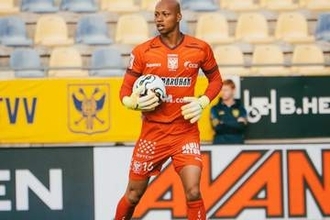 欧州強豪を完封…日本代表25歳が「神の左手」　ファン待望論「W杯呼ばれないのかな」