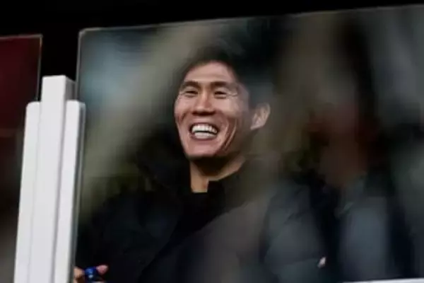 冨安健洋の復帰は未定？　トレーニングは参加も…監督が現状告白「辛抱強く待つしかない」