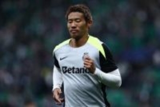 日本人がCLで躍動「素晴らしいプレー」　チームは敗戦も…監督絶賛「落ち着きを与えてくれた」