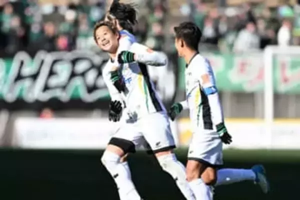 格上相手に炸裂「軌道バグってる」　J3の“下剋上”連勝…スーパーミドル弾が絶賛「玉砕の一撃」