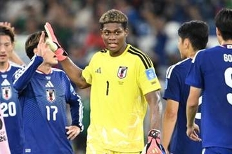 鈴木彩艶は「まるでキャプテン翼の世界」　CL王者→イタリア名門の超大型移籍報道…日本人衝撃「すげぇ時代」