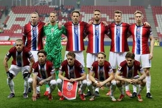 W杯“猛暑”に欧州勢が早くも苦戦？　異例の練習風景に反響「選手には厳しいコンディション」
