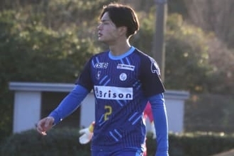 高校の練習参加で衝撃「誰だろう」　父から伝えられた驚きの存在…前倒しJ入りの逸材が明かす“転機”