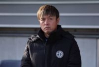 現役引退から2年も…超絶トラップ「金取れるレベル」　レジェンドが「さすがの技術」