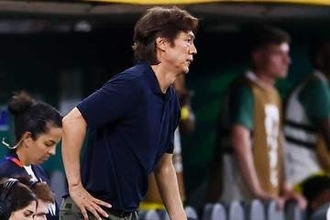韓国が痛恨敗戦「監督である私の責任」　憔悴の指揮官…主力DFも負傷「少しケガがあった」
