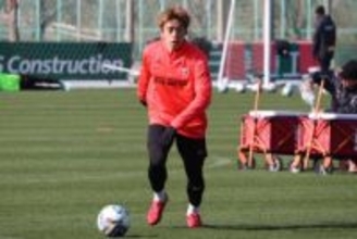 長友佑都から支払われた“1万円”　大学時代に出会い…プロとして再会「いつも挨拶を」