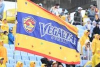 警告→即警告で退場…19歳に同僚“ブチ切れ”　胸ぐら掴み説教「素晴らしいキャプテン」