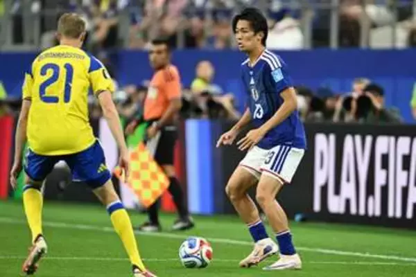 中村敬斗、ソックス問題に言及「困惑しています」　前後半に2度注意…数的不利で「申し訳ない」