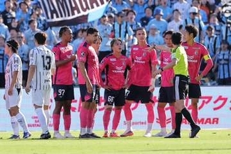 J1リーグで”退場者数増”の異常事態　10節ですでに昨季の半分以上…同節時点でも3倍以上に