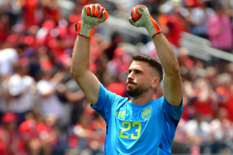 スペインGK、W杯最長無失点記録を更新　最後の失点は「三笘の1ミリ」…519分間“完封”
