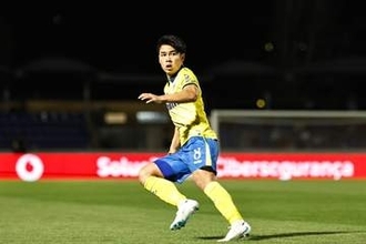 22歳の日本人MFに与えられた「満点」　MOM選出で最高評価「守備の任務にとどまらなかった」