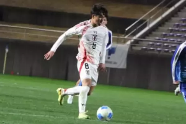 日本に現れた”稀有な存在”「何を言われようと」　相手も驚愕…18歳逸材FWが貫く「何も始まらない」