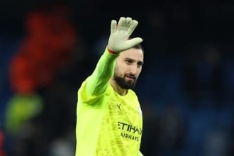 世界的名将も頭抱え「なんてセーブだ」　同僚も驚愕のスーパープレーが「この世のものとは思えない」