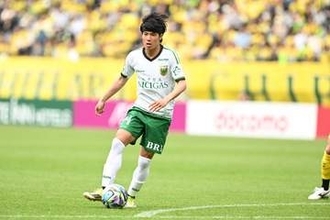 モデル愛甲ひかり、福田湧矢と結婚発表　2ショット公開…SNSで発表「1番尊敬できる人」