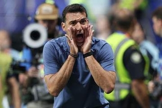 アルゼンチン監督が号泣「顔を上げることもできない」 劇的勝利に言葉ならず「なんて素晴らしい」