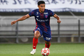 24歳Jリーガーが「バッキバキやな！」　A代表歴も…”圧巻の肉体美”が話題「すごいな」