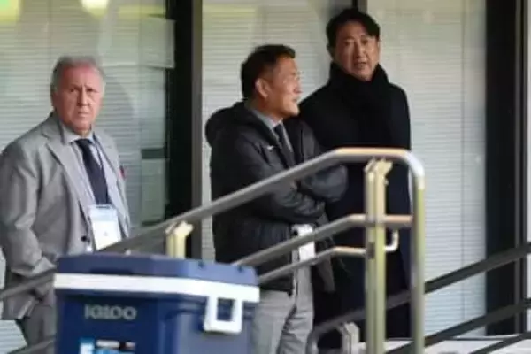 シーズン移行で変わる“常識”「移籍金は高い」　Jリーグに転換期…鹿島の重鎮が語る「カネとヒト」