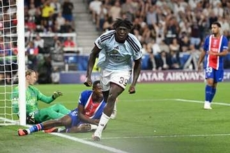 日本ファン「これで17歳だと！？」　公式戦デビューで“王者”相手に躍動「ハーランド以来の衝撃」