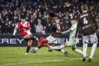 中継に現れたレジェンド「貫禄ある」　現地スタンドで…後輩との共演で「胸が熱くなる」