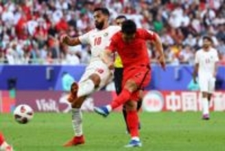 イランに移籍したばかり…元Jリーガーが「心配だ」　爆撃の首都から「2日前に離れた」