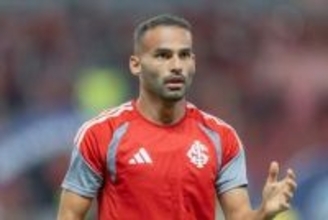 南米クラブユニに日本語が登場「シュール」　デザインされた”4文字”に海外話題「斬新だな」