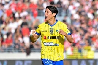 欧州日本人は「チーム最大の武器」　絶妙ワンタッチ→完璧コース…代表OB絶賛「良いお手本になる」