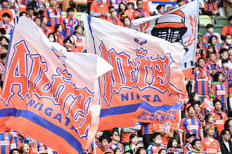 J助っ人が母国帰還へ…すでにチーム離脱　現地で移籍報道「古巣が獲得を試みている」