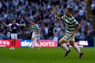 日本代表28歳を海外絶賛「ショーだった」　2ゴール1アシスト…監督も「傑出していた」