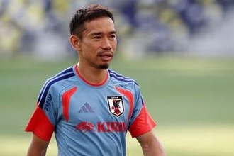 長友佑都が南野拓実に言及「僕とちょっと似てきた」　感じた影響力「歩くパワースポットみたい」