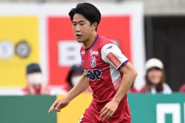 19歳MF佐藤龍之介がベストヤングプレーヤー賞を受賞　プロ3年目…優秀選手賞も受賞