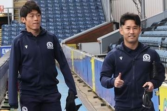 日本人2人に衝撃「エグいな」　超絶トラップ×2…ファン期待「黄金コンビになるかな」