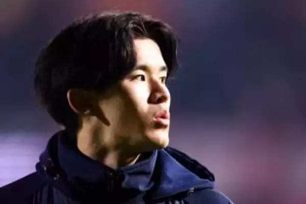 20歳日本人FWのみが着用のユニ「かっこいい」　欧州クラブの特別な1着が話題「欲しい」