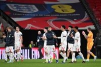 イングランド代表、アジア勢に史上初黒星　ファンは悲鳴「恥ずかしい」「日本に敬意」