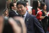 「日本代表、豪雨の中モンテレイ到着　地元メディアら100人超…塩貝健人が先頭で宿舎へ」の画像1