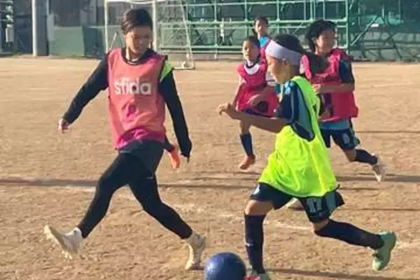 長谷川唯、大バズりに本音「結果的に」　サッカー教室開催…少女100人に自腹プレゼント
