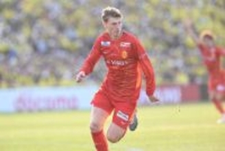 J退団の助っ人が欧州で”人気銘柄”に？　複数クラブ関心と母国報道「獲得を検討している」