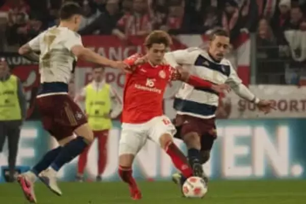 日本人がブンデス1位「バケモン」　驚異の「270.1」…デュエルも2位の衝撃「人間離れ」