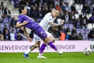 34歳の元日本代表は「ヒーロー」 スタッツでも圧倒…圧巻の逆転弾で 「チームを救う完璧な働き」