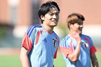 町野修斗が"背番号6"に本音「魂が入りました」　遠藤から継承「似合う、似合わない関係なく」
