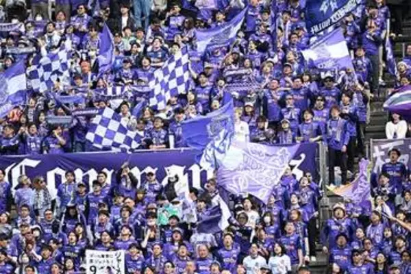 他サポも羨望の新ユニ「ズルすぎる」　半日で即完売…レトロな1着が「懐かしい！」