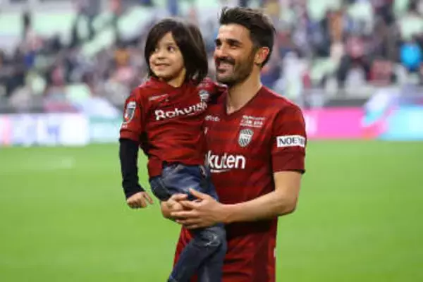 W杯得点王の息子が驚異の一撃「ゴールを決める血筋」　左45度から…ファンも期待「素晴らしい子だ」