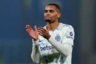 CLで失点直結ミス「大失態」　ゴール前でまさか…伊強豪DFのプレーに現地騒然「信じられない」