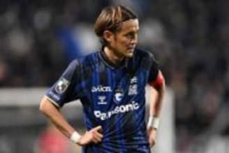 宇佐美貴史のFKが理解不能「なぜそれが入る」　昨季のデジャブ…あり得ない角度に驚愕「天才的」