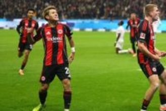 堂安律の決勝弾が「すんごい」　守備網を突破→カットイン左足弾に衝撃「キープ力すご」