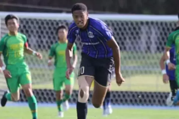 身長196cmは「僕が持っている手札の1枚」　研究熱心な逸材…上田綺世を「見習いたい」