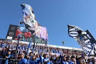 30周年記念の新ユニ「当時を再現」　異例となるホームで2色着用「個性があっていい」