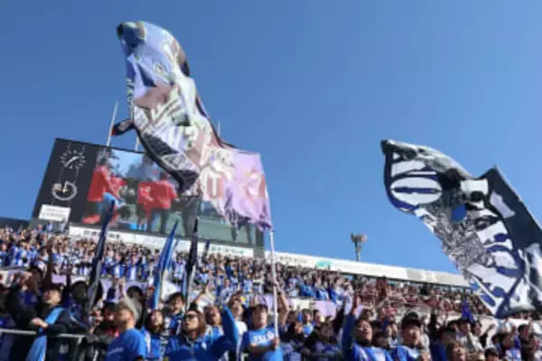 30周年記念の新ユニ「当時を再現」　異例となるホームで2色着用「個性があっていい」