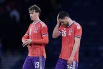 日本代表と分かれた明暗「受動的だった」　英メディア辛辣…試合後には「ブーイング」