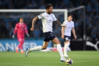 昇格クラブが元日本代表FWを獲得「本当にきた！」　実力者の加入にファン期待「補強がエグい」