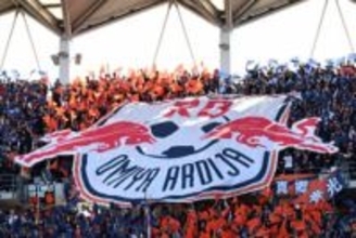 J開幕後に補強「凄いの連れてきた」　186センチ大型助っ人の加入に「反則級じゃないのか？」